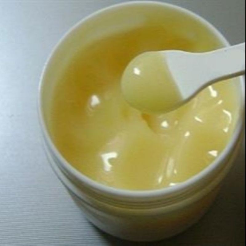 Sữa ong chúa tươi lọ 100g