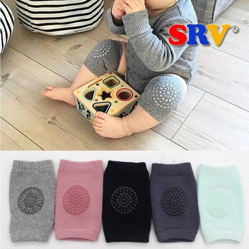 Tất gối tập bò chống trượt cho bé