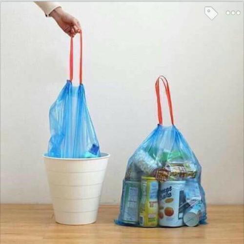 Cuộn 15 túi đựng rác sinh học có quay xách tiện dụng - túi đựng rác có dây rút