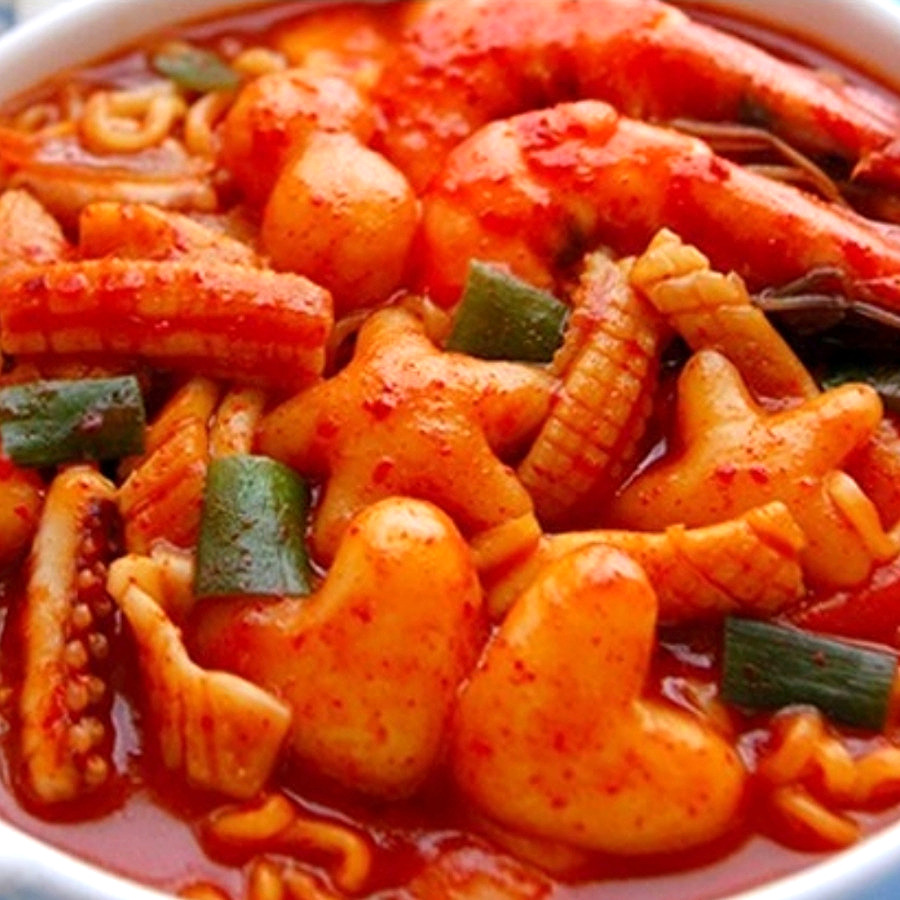 1kg bánh gạo tokpokki hoa sao tim kèm 100g nước sôt - doanvat_hangduong