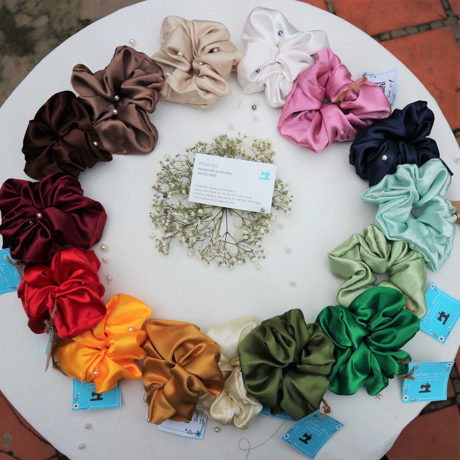 Cột tóc scrunchies đính ngọc tra 2 cái rẻ bất ngờ