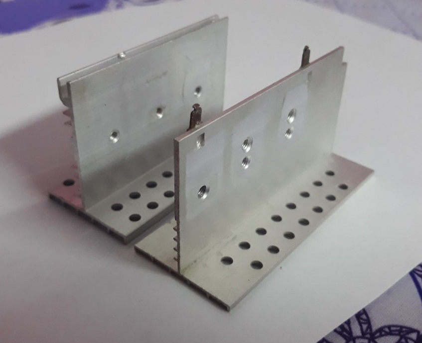 2 Nhôm tản nhiệt ( Tháo nguồn ATX)