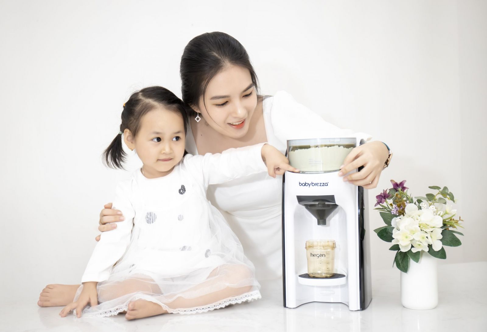 Máy pha sữa Baby Brezza Formula Pro Advanced thế hệ thứ 2 - Màu Bạc:5211