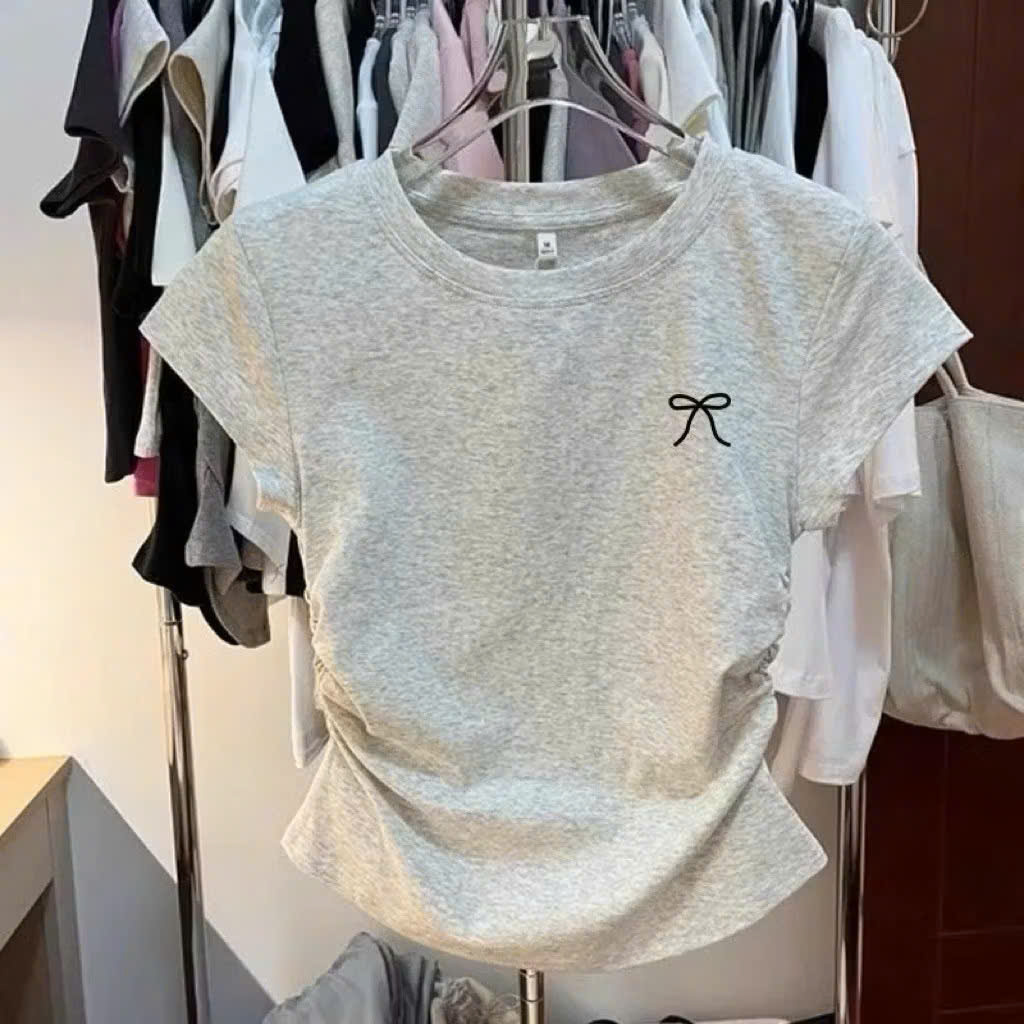 Women's Gray T-Shirt with Small Bow Pattern on the Chest, Short Sleeves, Soft Material, Suitable for Everyday Activities.