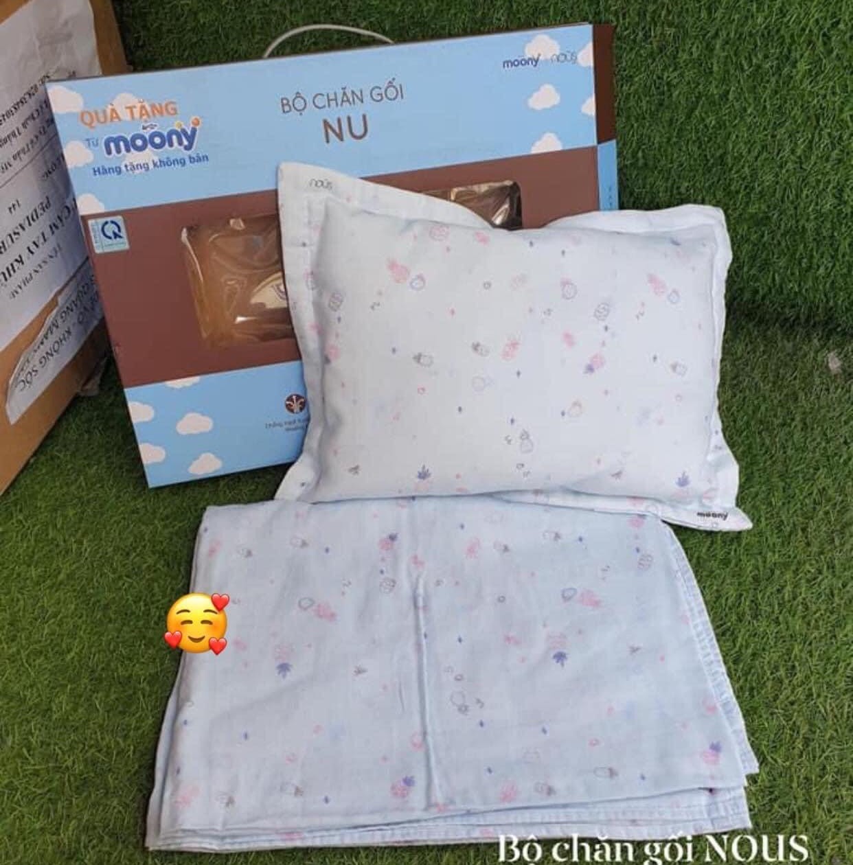 Bộ Chăn Gối Nous Quà Moony