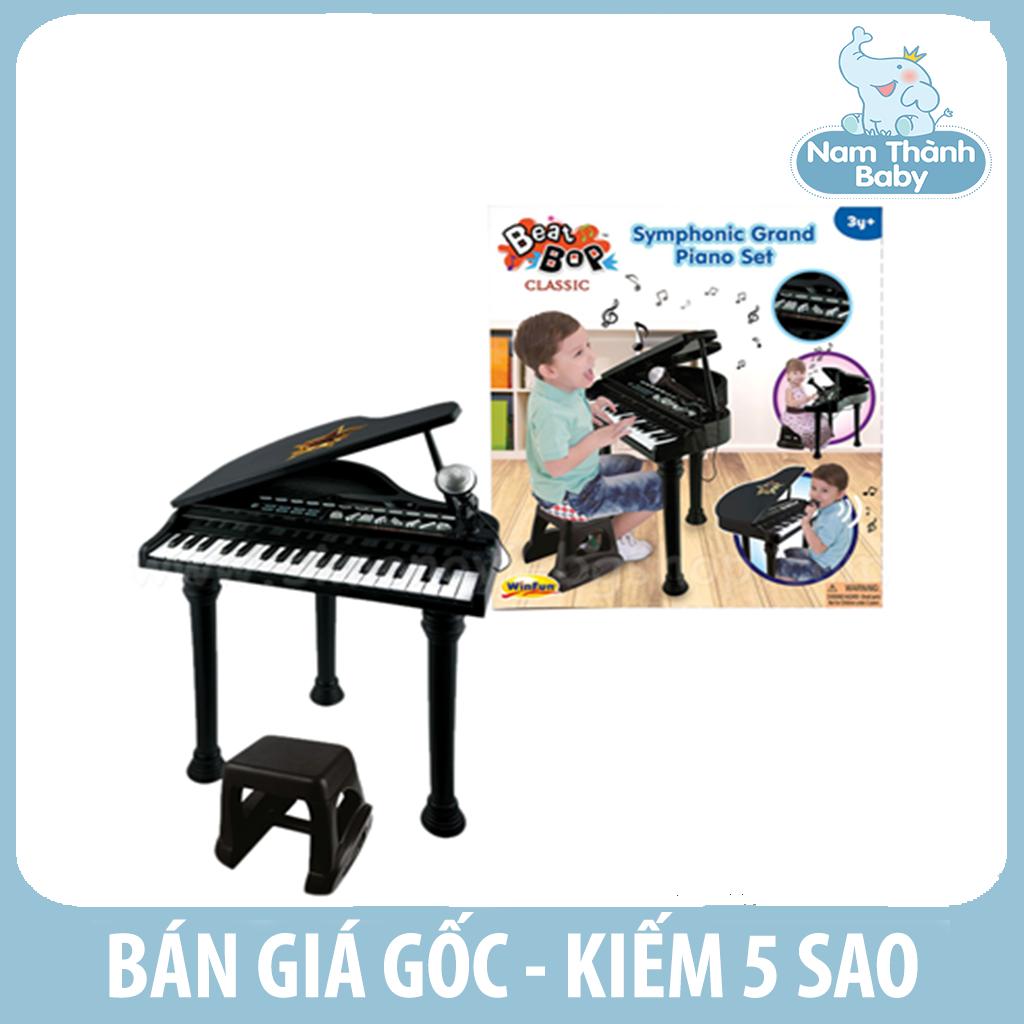Đàn piano cổ điển kèm mic