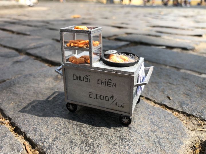 Mô hình sài gòn tí hon - xe chuối chiên - hr06