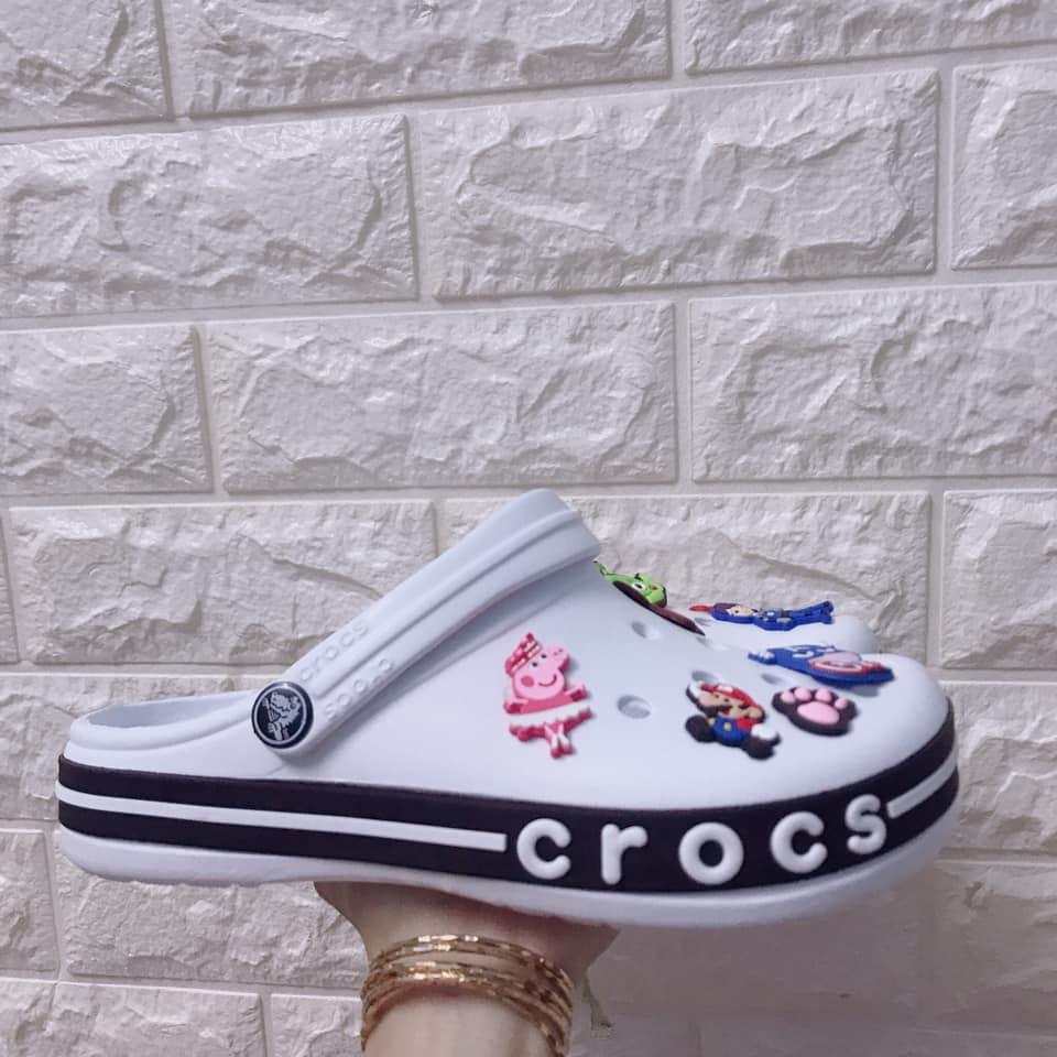 [HCM][Đủ màu]Dép Cross Nữ - Có Chữ Crosc - Đế Bằng Gắn sẵn 6 Sticker