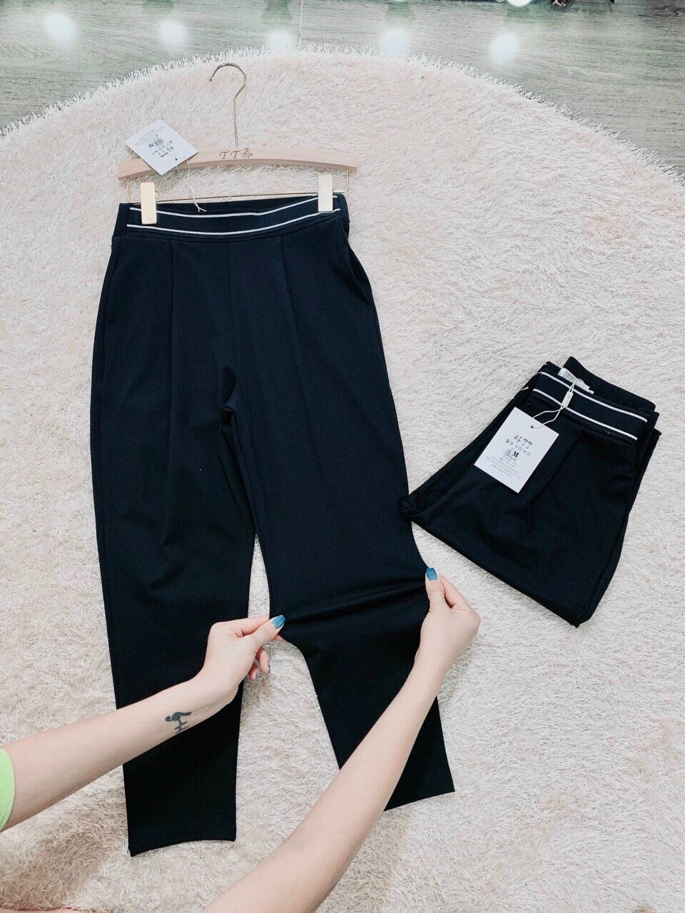 [ẢNH- VIDEO THẬTQuần Baggy Cạp Chun Viền, Siêu Hot, Chất Umi Dày Dặn, Co Gian 4 Chiều,Dáng Quần Cạp Cao Cực Kỳ Tôn Dáng