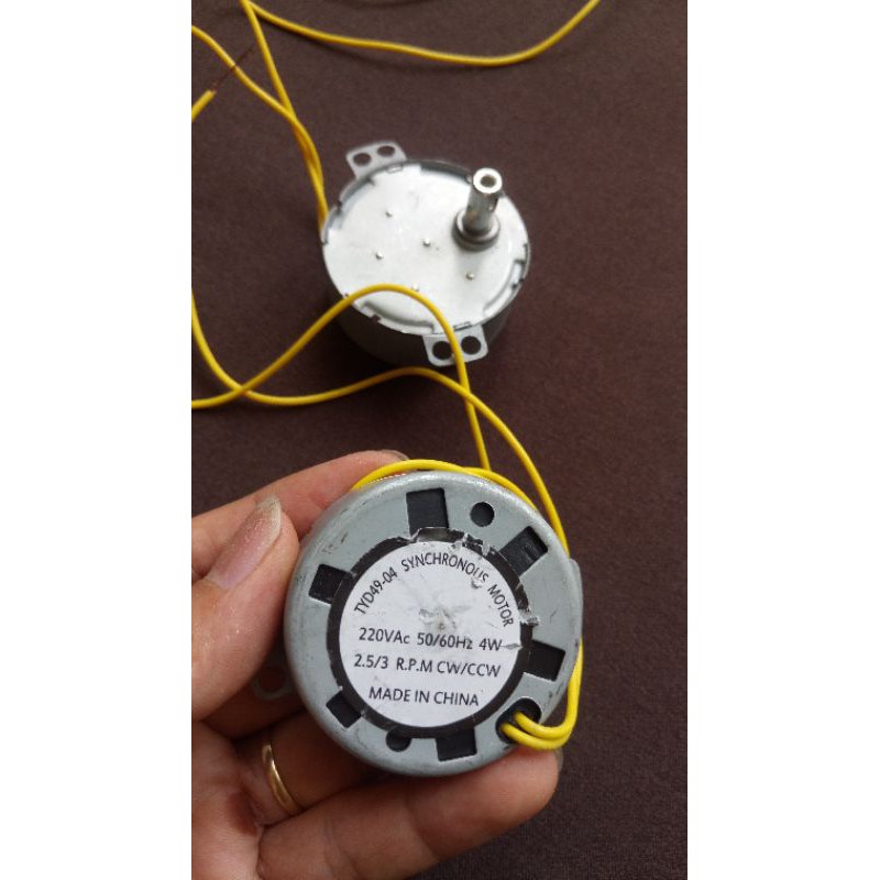 Mô tơ giảm tốc 2,5 vòng/phút, motor giảm tốc độ 2 vòng rưỡi 1 phút 4w