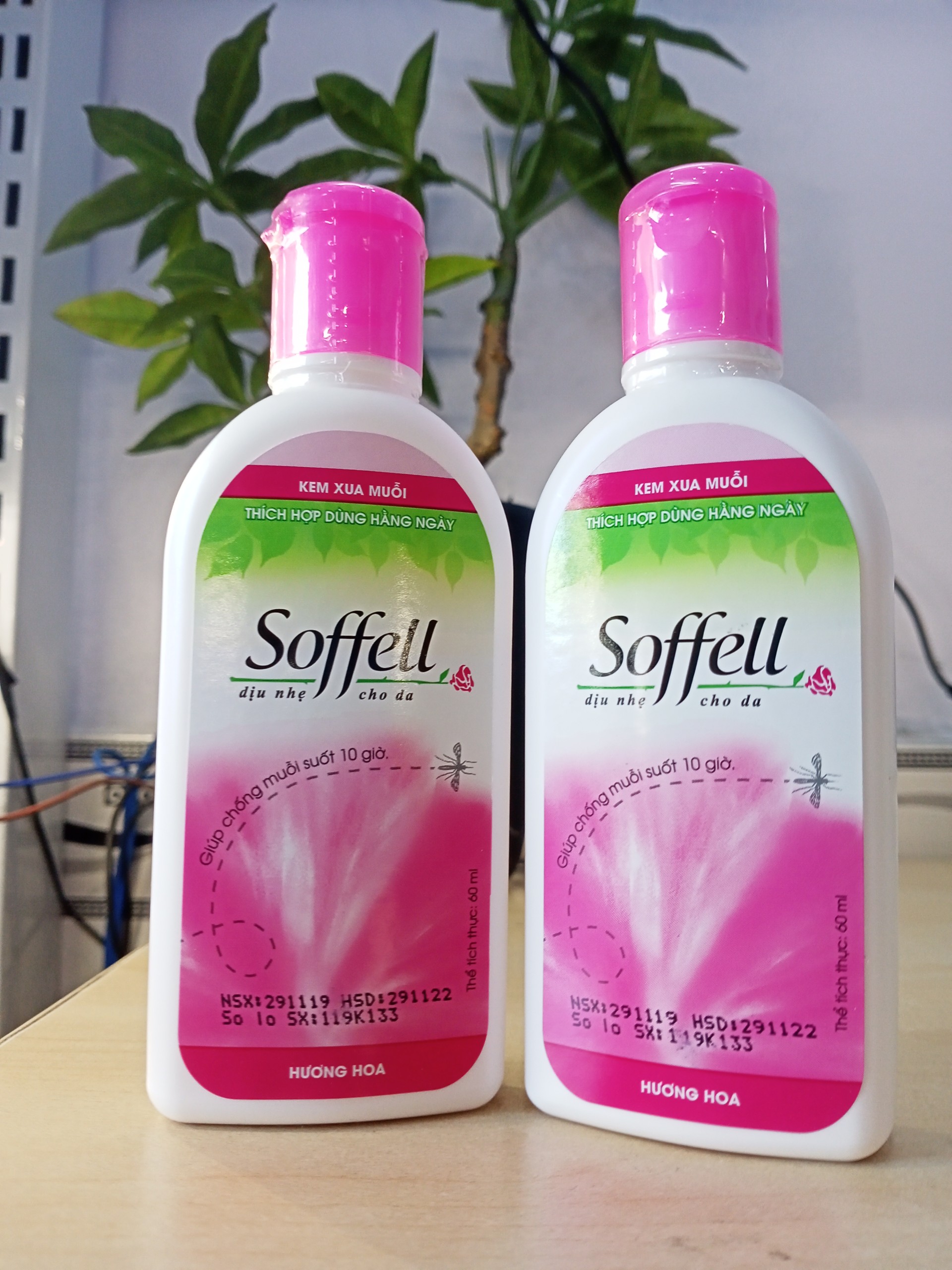 Combo 2 Kem chống muỗi Soffell hương hoa 60ml