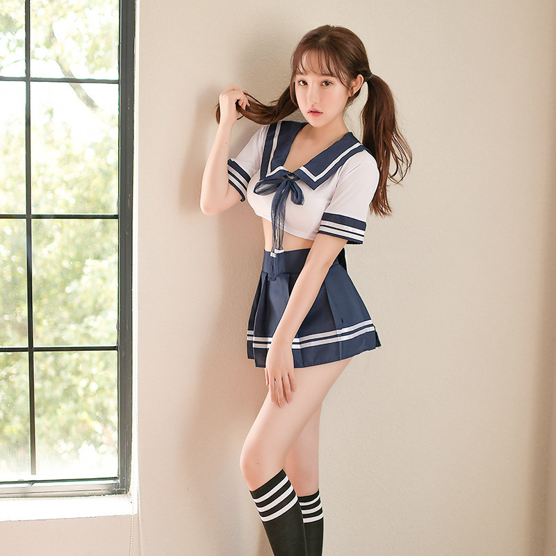 Đồ ngủ Cosplay thủy thủ croptop cộc tay kèm tất