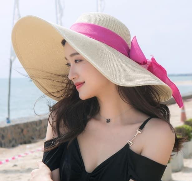 Mũ nón cói rộng vành đi biển đẹp