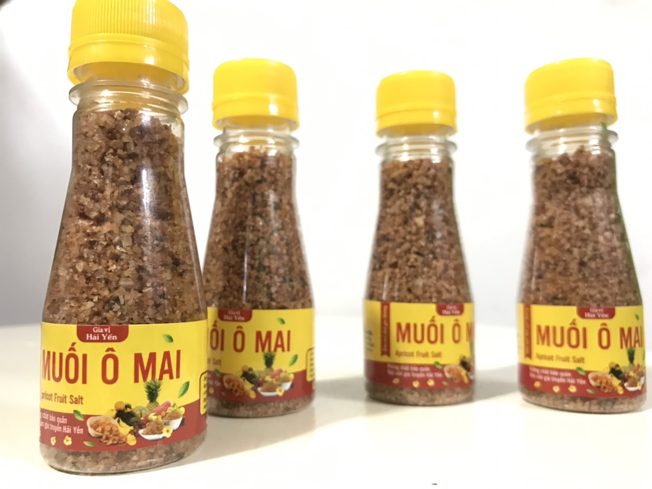 Muối ô mai chấm trái cây ăn liền 70 g hải yến
