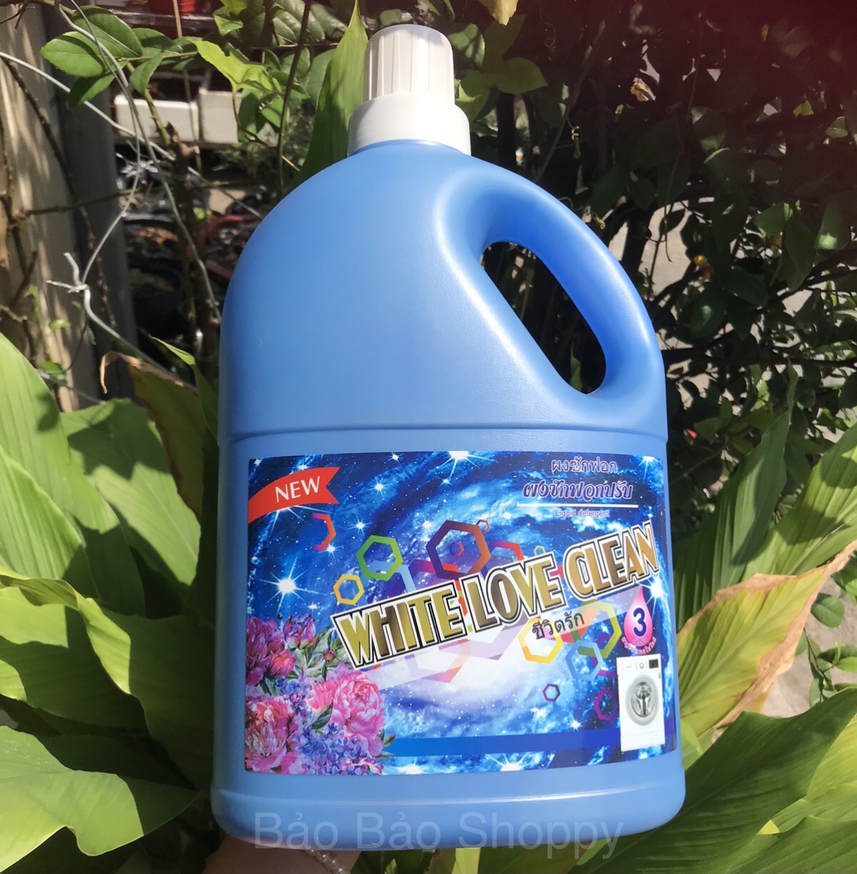 Nước giặt xả White Love Clean- can 3,8 lít
