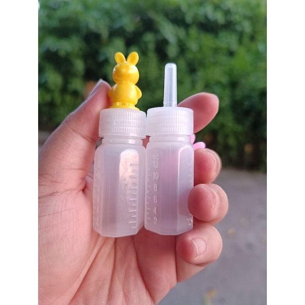 Bình chia thuốc, bình chia siro có vạch ml cho bé