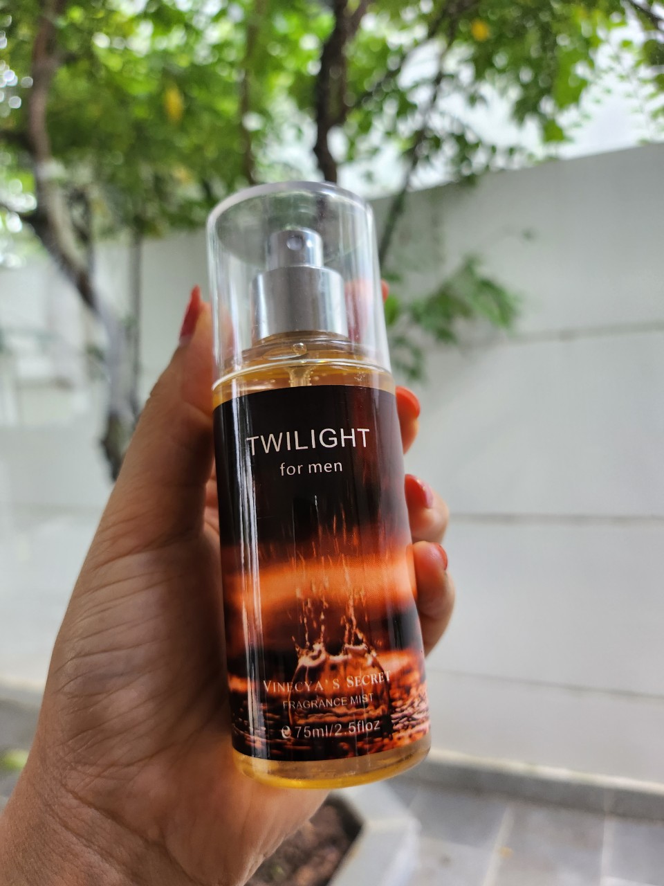 Xịt thơm toàn thân, xịt thơm body Body Mist hương IN THE STAR hương thơm tinh tế, sang trọng