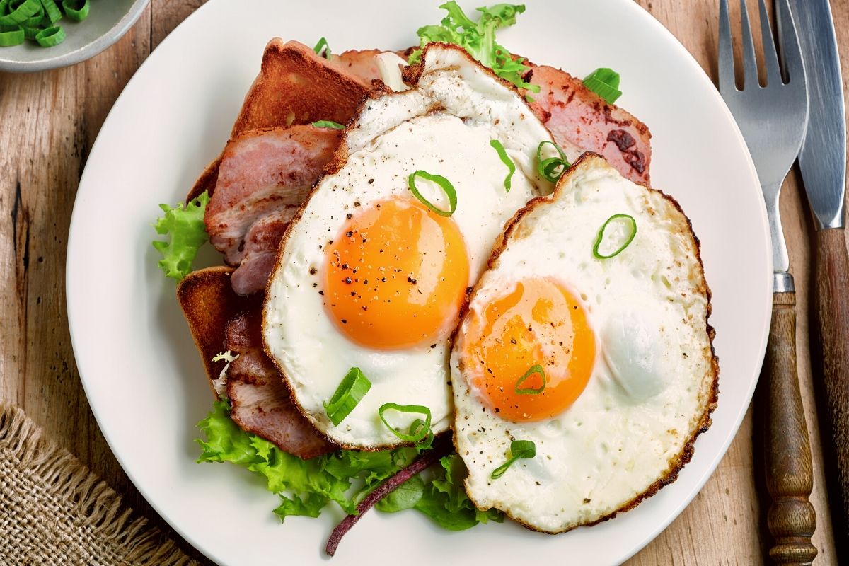 Trứng Gà Sạch Tafa 10 Trứng 600Gr (Size 60Gr/Trứng)