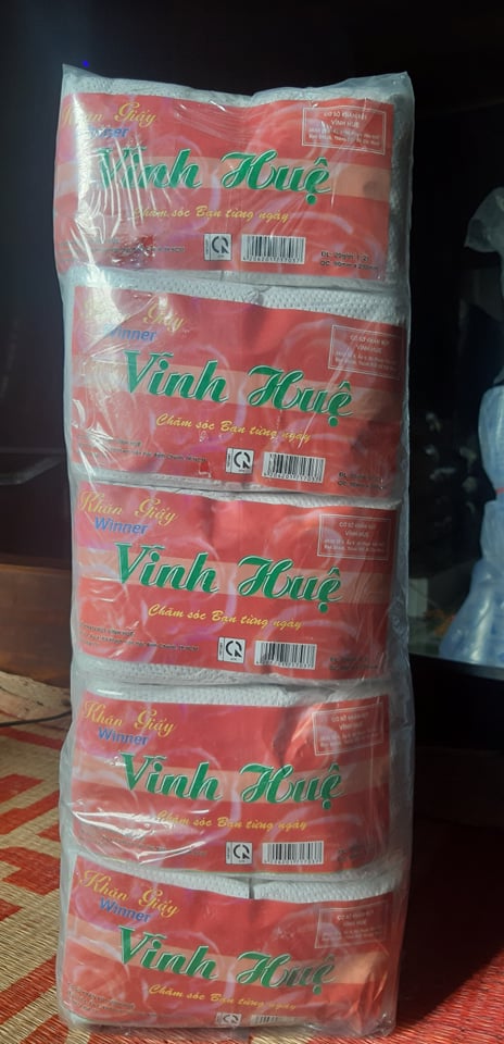 1 cây Khăn giấy rút đa năng Vĩnh Huệ
