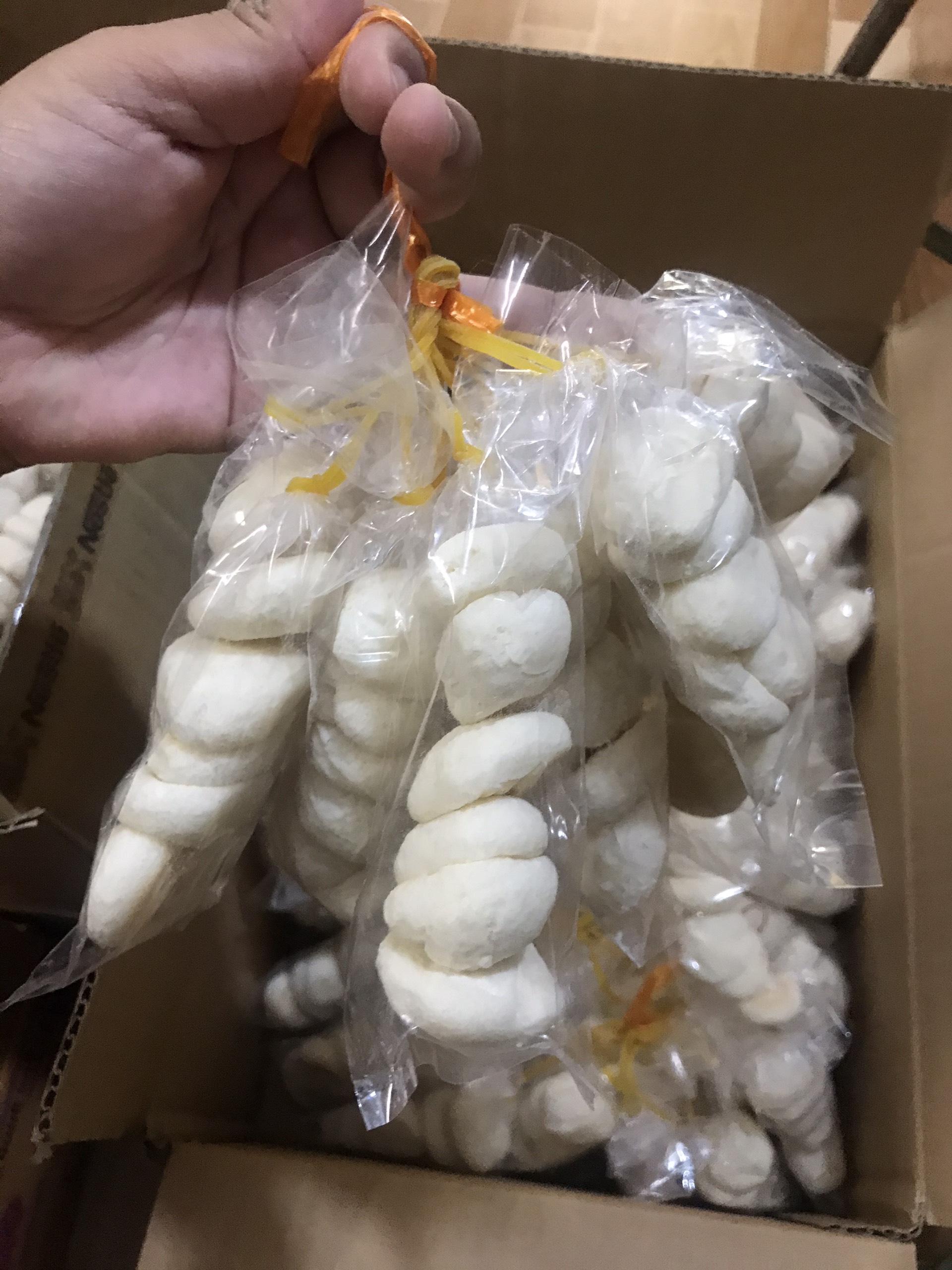 Bánh Bao Sữa Tuổi Thơ Mini Xâu 10 Bịch - Mua 5 Tặng 01