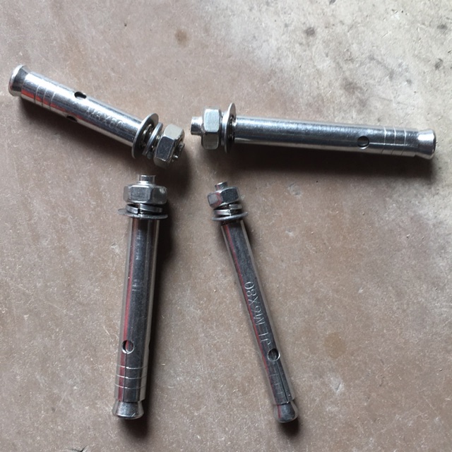 Nở Inox ( Tắc Kê Inox ) Các Cỡ Giá 1C