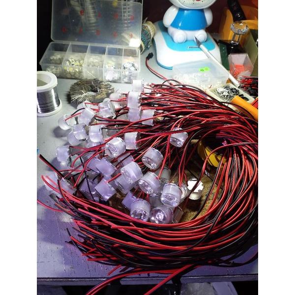 Hot-selling household goods Bóng đèn led siêu sáng lắp cho diều Bóng đèn led siêu sáng có nhiều màu (có dây nối sẵn về chỉ việc nối.SL: 1 bóng)