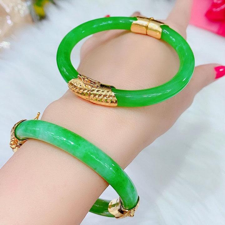 Vòng Tay Nữ Cẩm Thạch Kiểu Khóa 02 Đốt - Mang Đi Tiệc - Đi Chơi Rất Sang