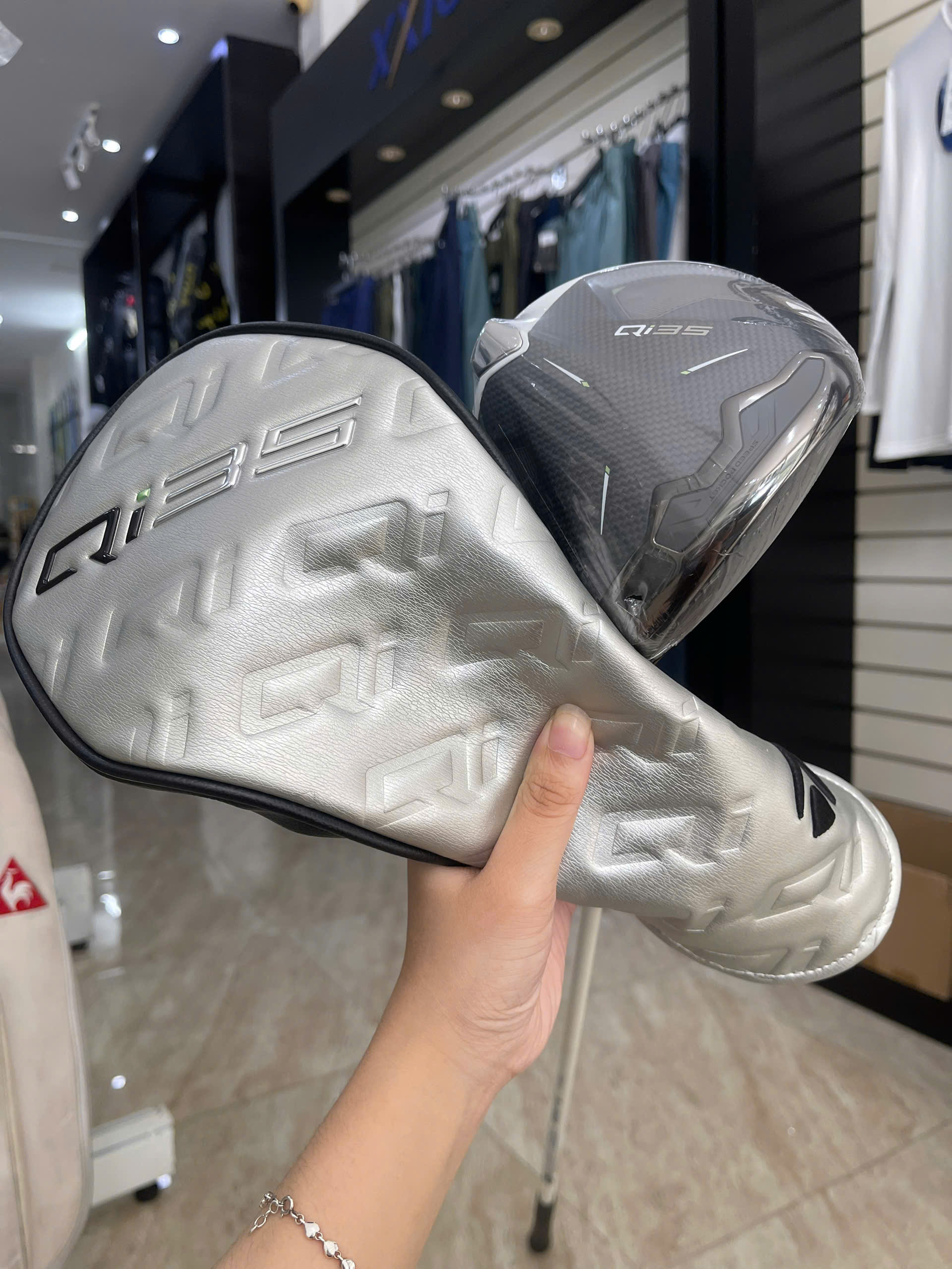 Gậy Golf- Gậy Driver TaylorMade Qi35 10*5 (Head New) shaft Tour AH DH 6S - 7324