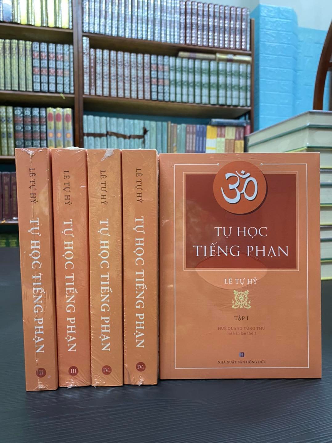 Sách - Tự học tiếng Phạn