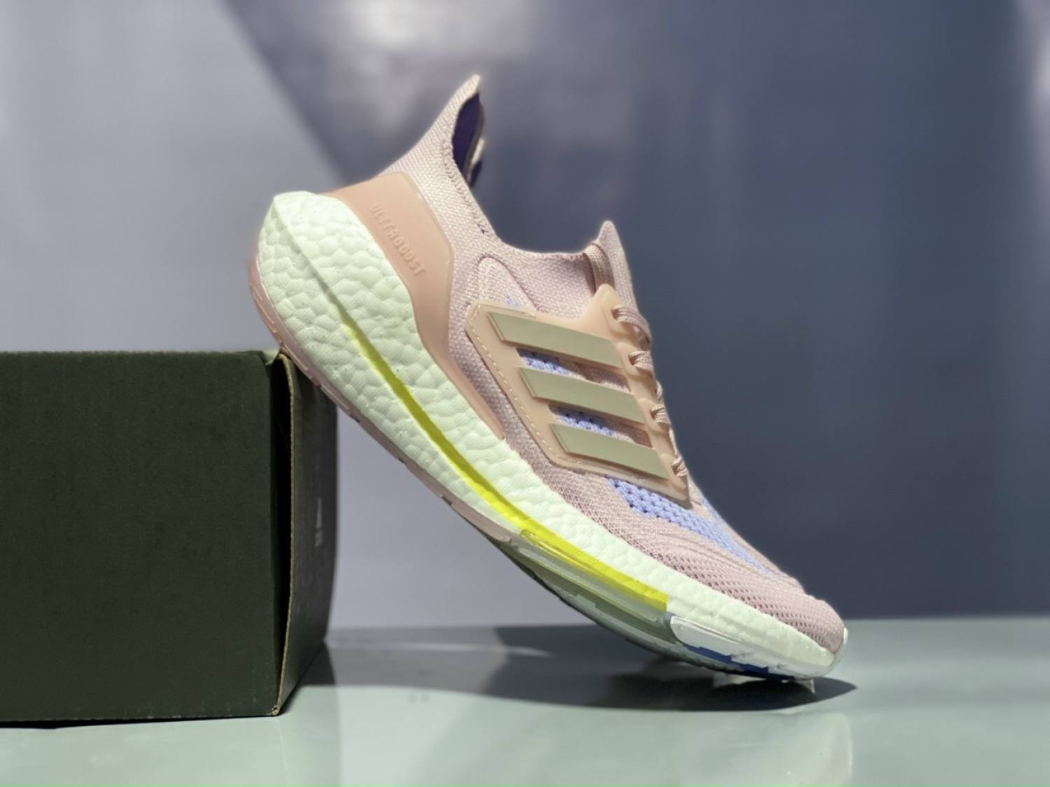 Giày Thể Thao Adidas Ultraboots 21 Man s 20