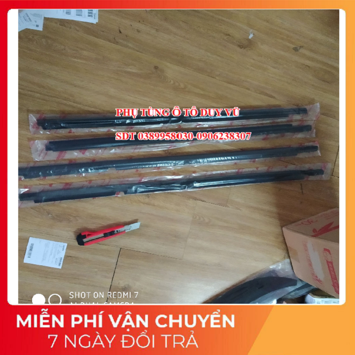 nẹp chân kính ngoài matiz 1, 2 giá 1 bộ 4 cái