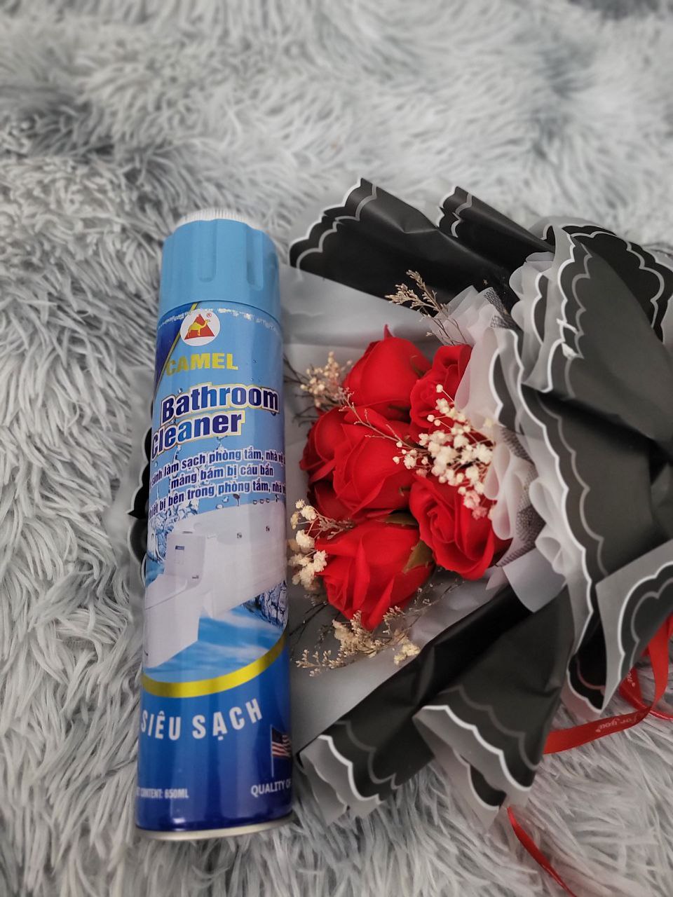Chai xịt vệ sinh toilet phòng tắm dạng bọt hiệu Camel 650ml Bathroom cleaner