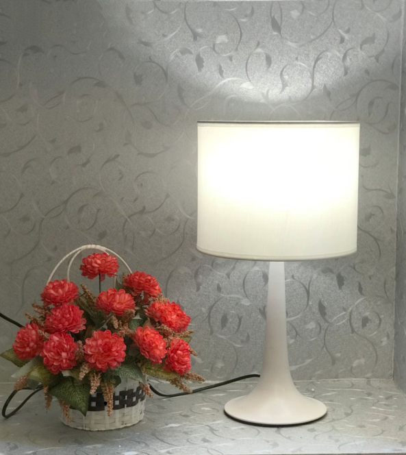 Đèn bàn trang trí mb808t