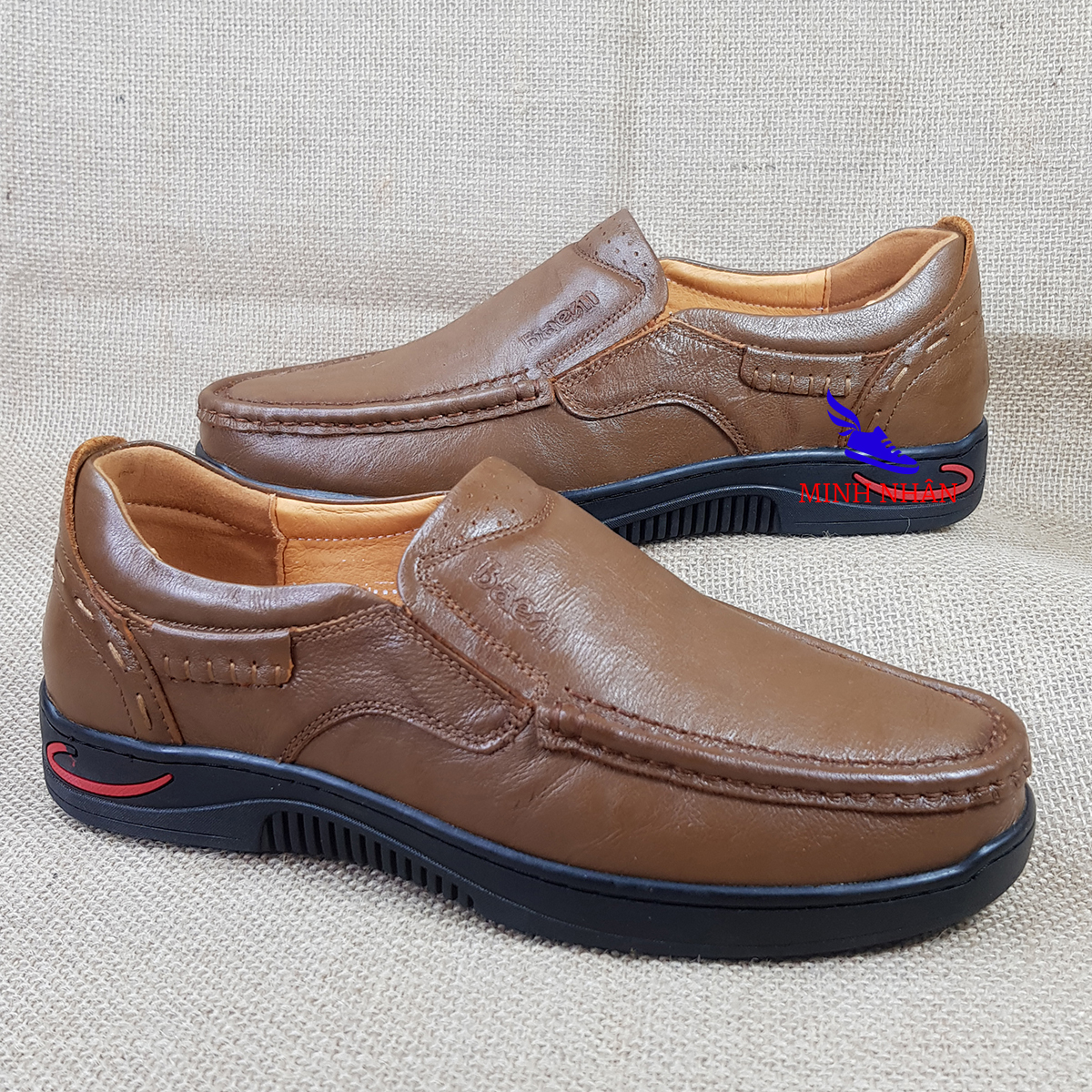 Giày lười nam da bò thật siêu mềm mũi bo tròn dành cho người trẻ, trung niên,cao niên. Bảo hành 12 tháng Giày Cổ điển Da Doanh Nhân Đơn Giản Giày xỏ nam Giày Tây Giày Công Sở hàng hiệu Baem cao cấp giá rẻ sang trọng O-8 màu nâu bò