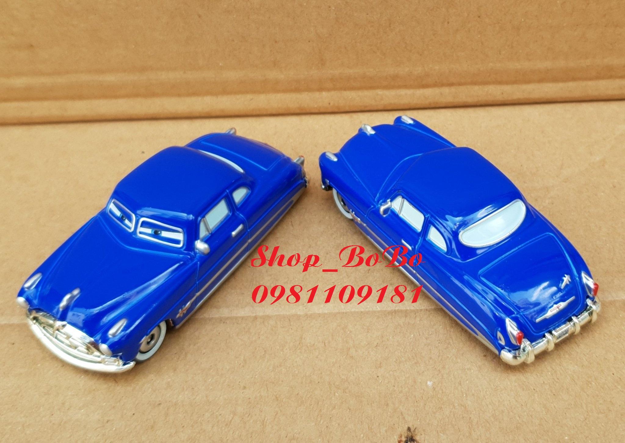 Xe mô hình Tomica Vương quốc xe hơi Cars_Doc Hudson màu xanh