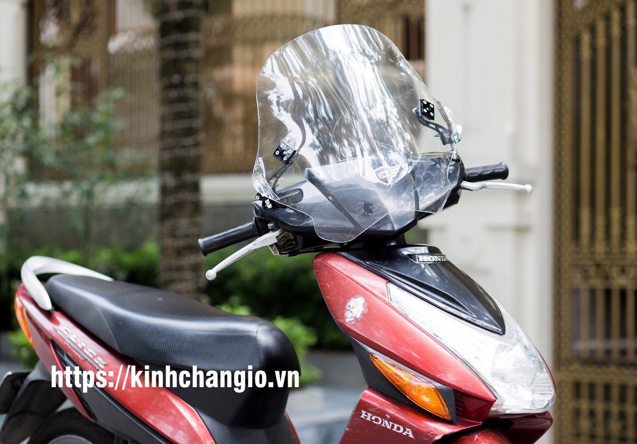 Kính Chắn Gió Xe CLICK - KC300CL