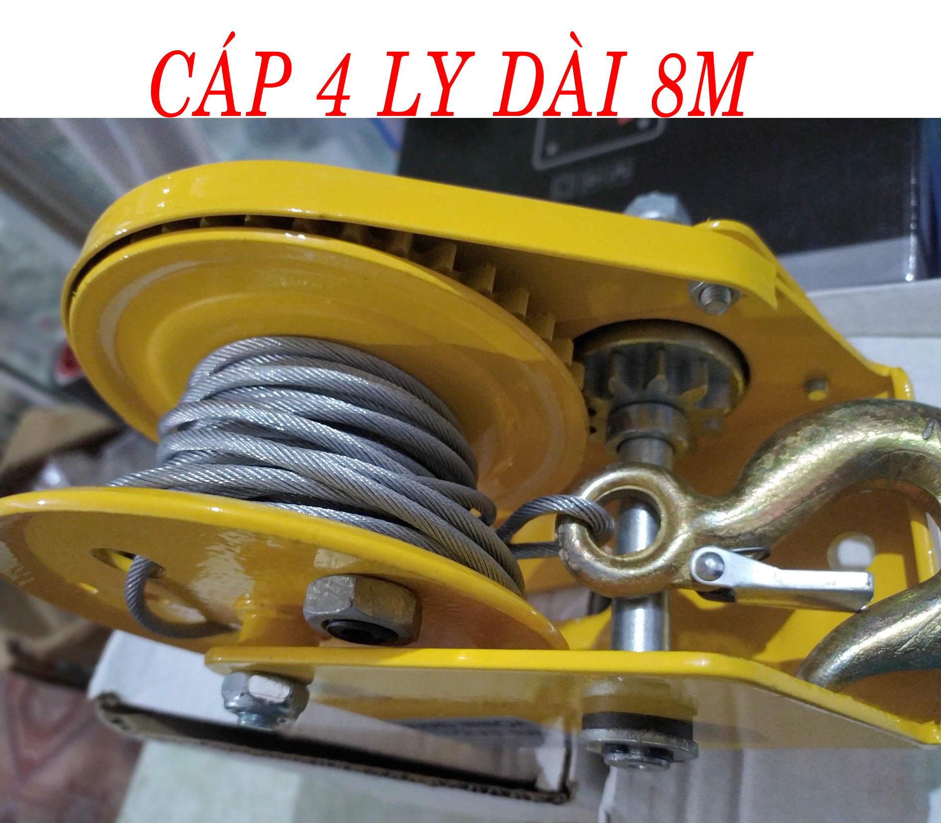 Tời quay tay cáp bọc 20m- tải trọng 670kg