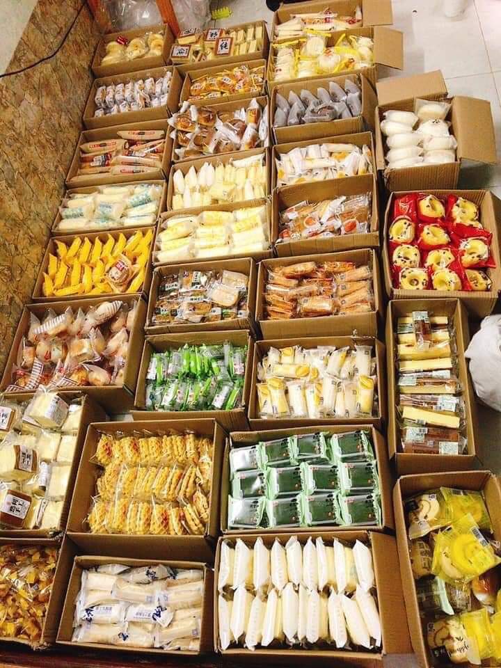 Hcm sẵn thùng 2kg bánh mix đủ vị chỉ 176k