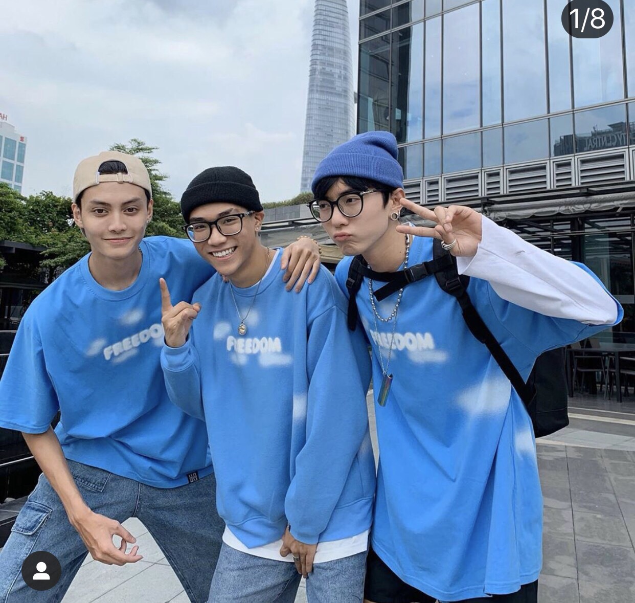 [Áo Thun Loại 1] Áo thun loan màu unisex Hót Trend nhóm Nam Nữ+ video thật 2020