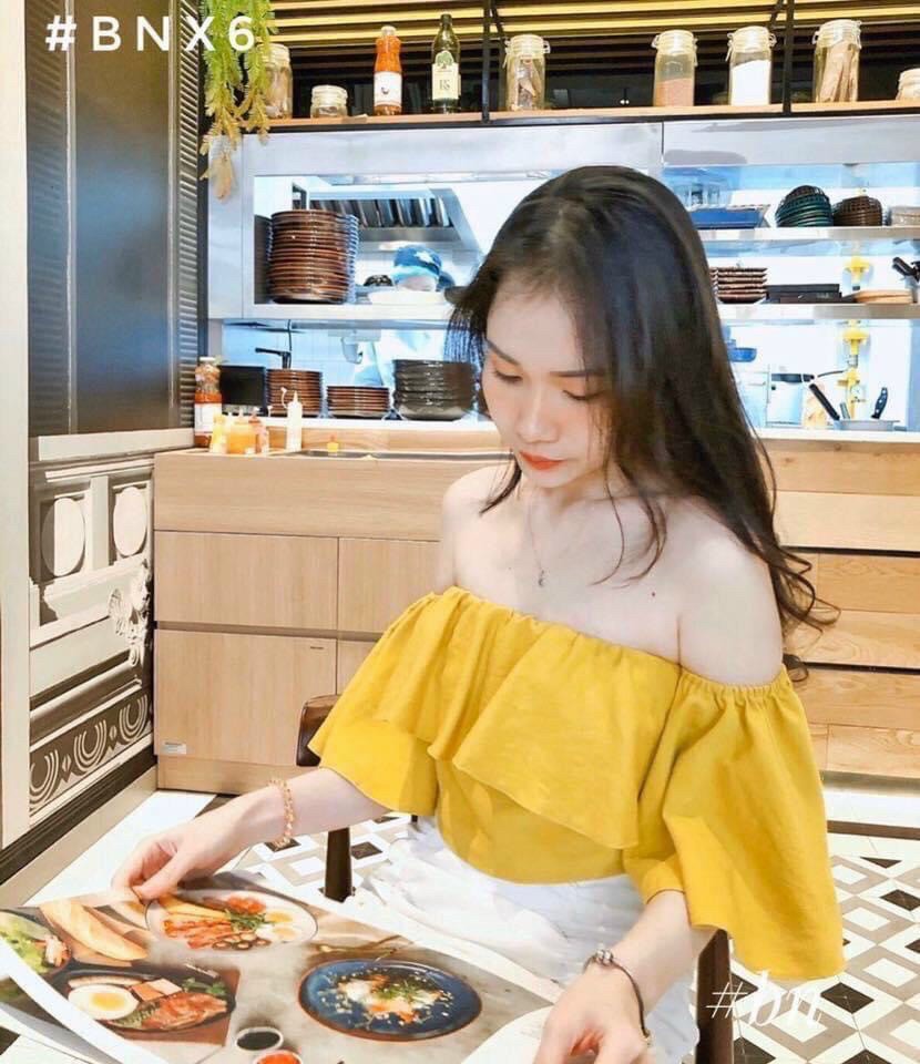Áo kiểu lệch vai đủ màu