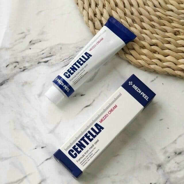 Kem rau má giảm mụn phục hồi da medi peel centella mezzo cream