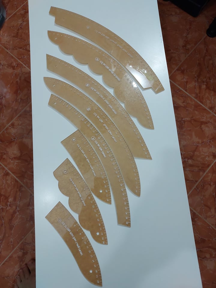 Bộ thước 8 cây vẽ cổ áo dài, thước vẽ cổ áo dài