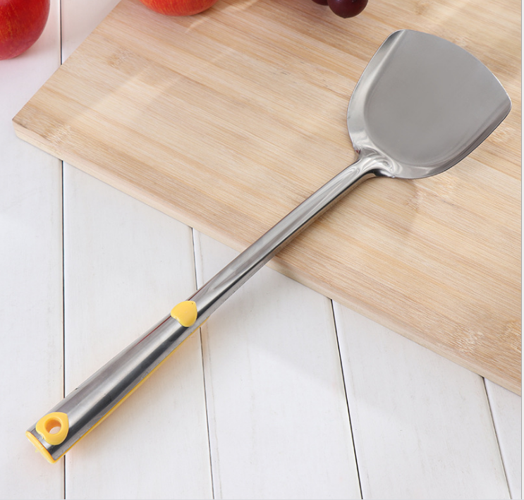 [HOT SALE] Xẻng Lật Chiên Xào - Size Lớn - Cán Bọc Nhựa Chống Nóng - Là Phụ Kiện Cần Thiết Trong Căn Bếp Nhà Bạn