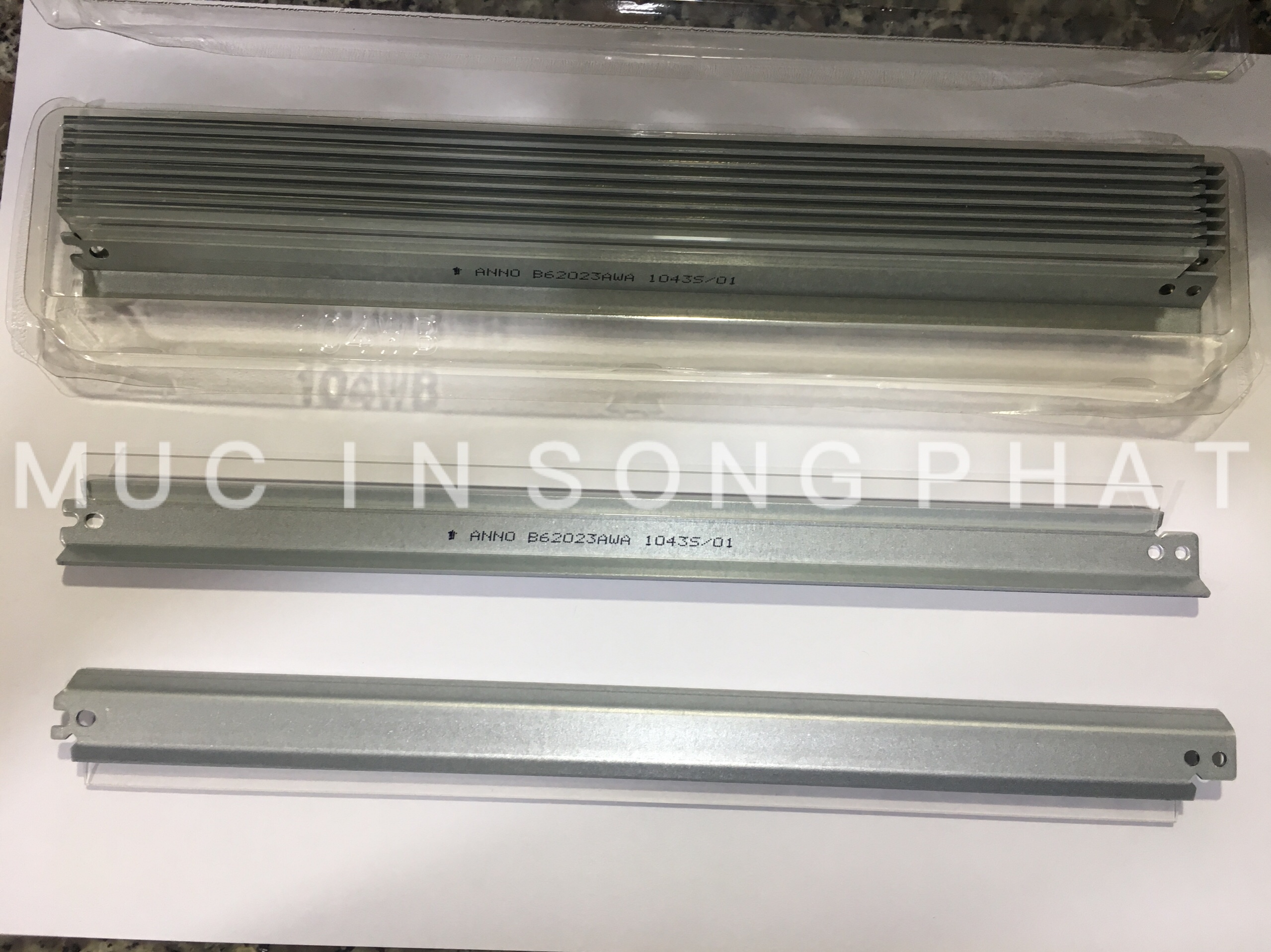 Gạt mực lớn d1043s chỉ dùng cho phôi ch dùng cho samsung ml 1666/1866/1671/1660/scx-3200/ 3201