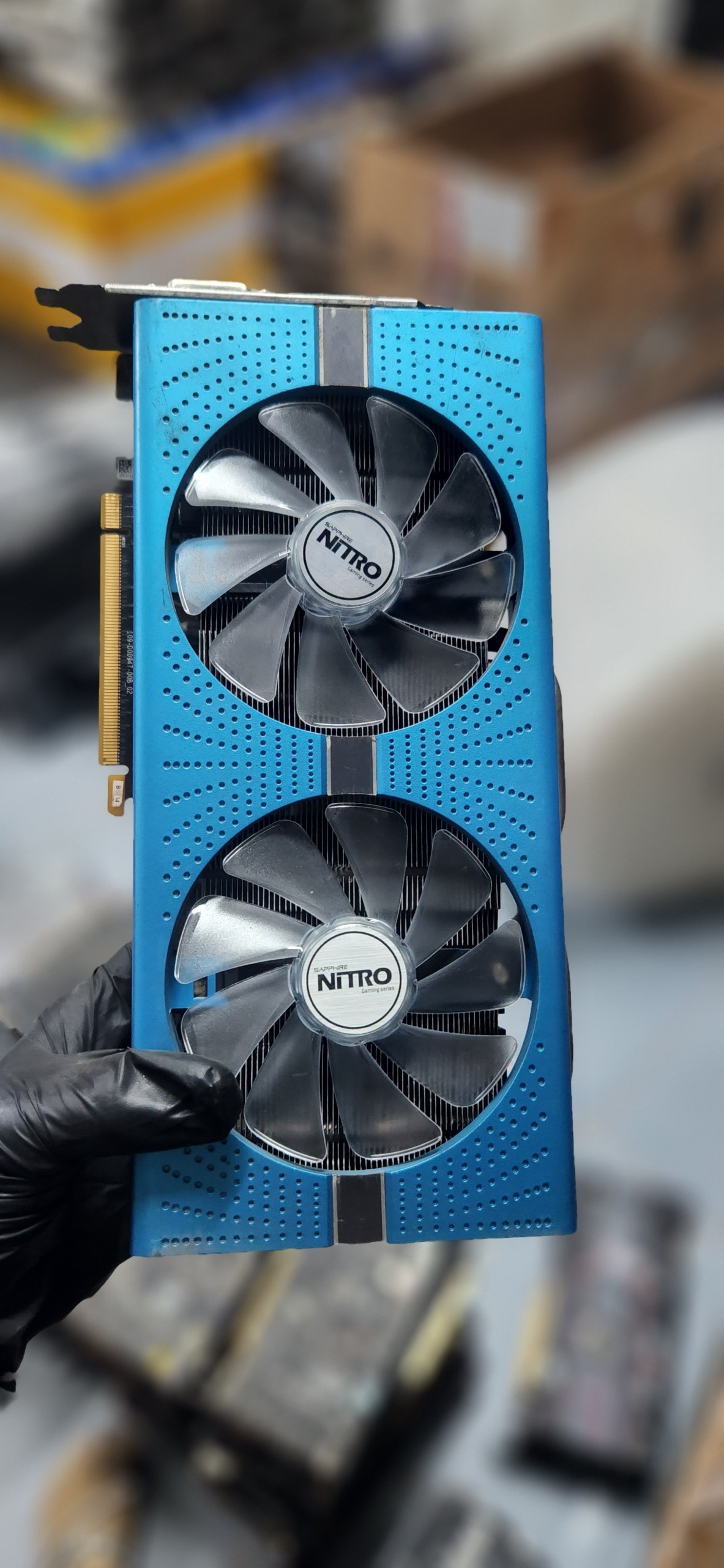 Vga sapphire rx580 radeon nitro+ bản 8gb - 256 bit - ddr5 xanh