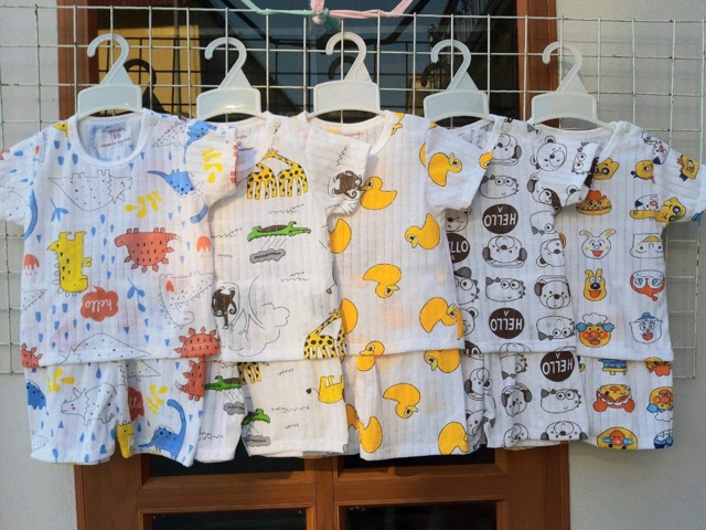 Combo 5 bộ cotton giấy cài vai ngắn tay size 5-14kg cho bé trai bé gái