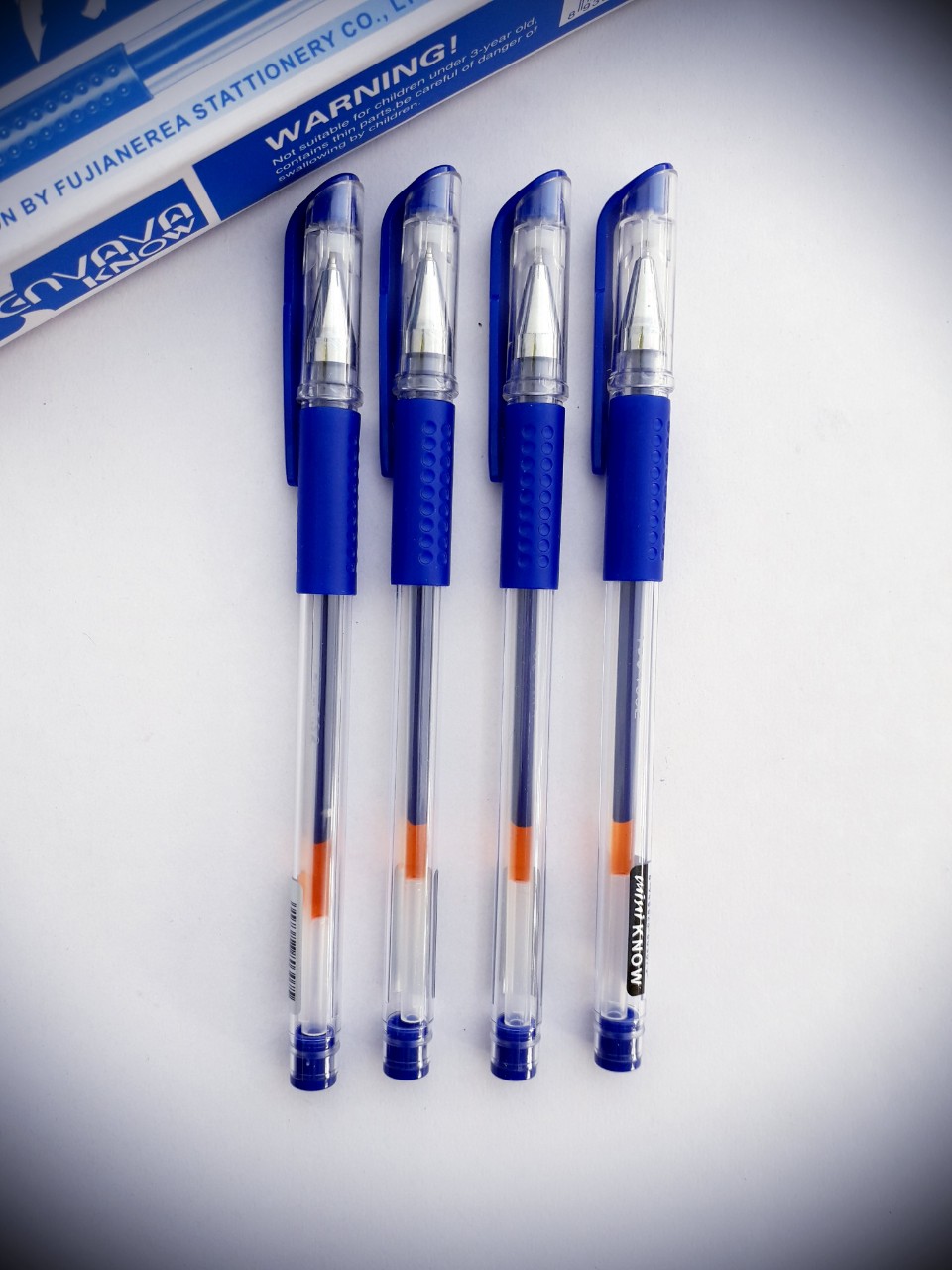 Hộp bút gel CENVAVA (12 cây)