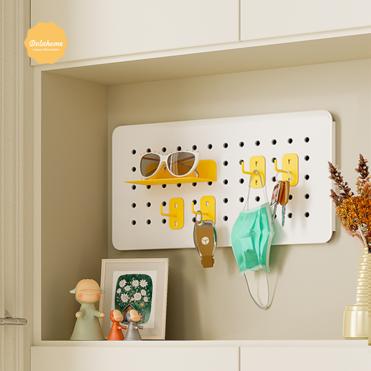 Bảng lỗ Pegboard Dola Home nhỏ gọn kim loại cao cấp treo tường treo quần áo, móc khóa, đồ dùng cần thiết