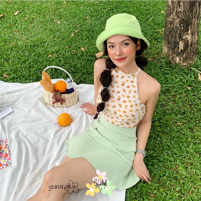Áo croptop cổ yếm họa tiết cột dây hở lưng Misol Top