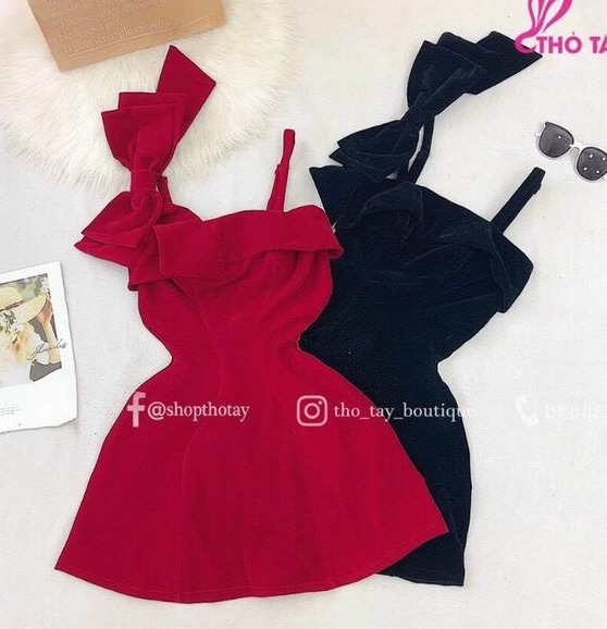 Đầm dây phối nơ vai xinh xắn hai màu có mút